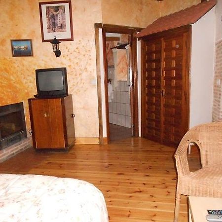 La Mesnadita Olmedo Pokoj fotografie